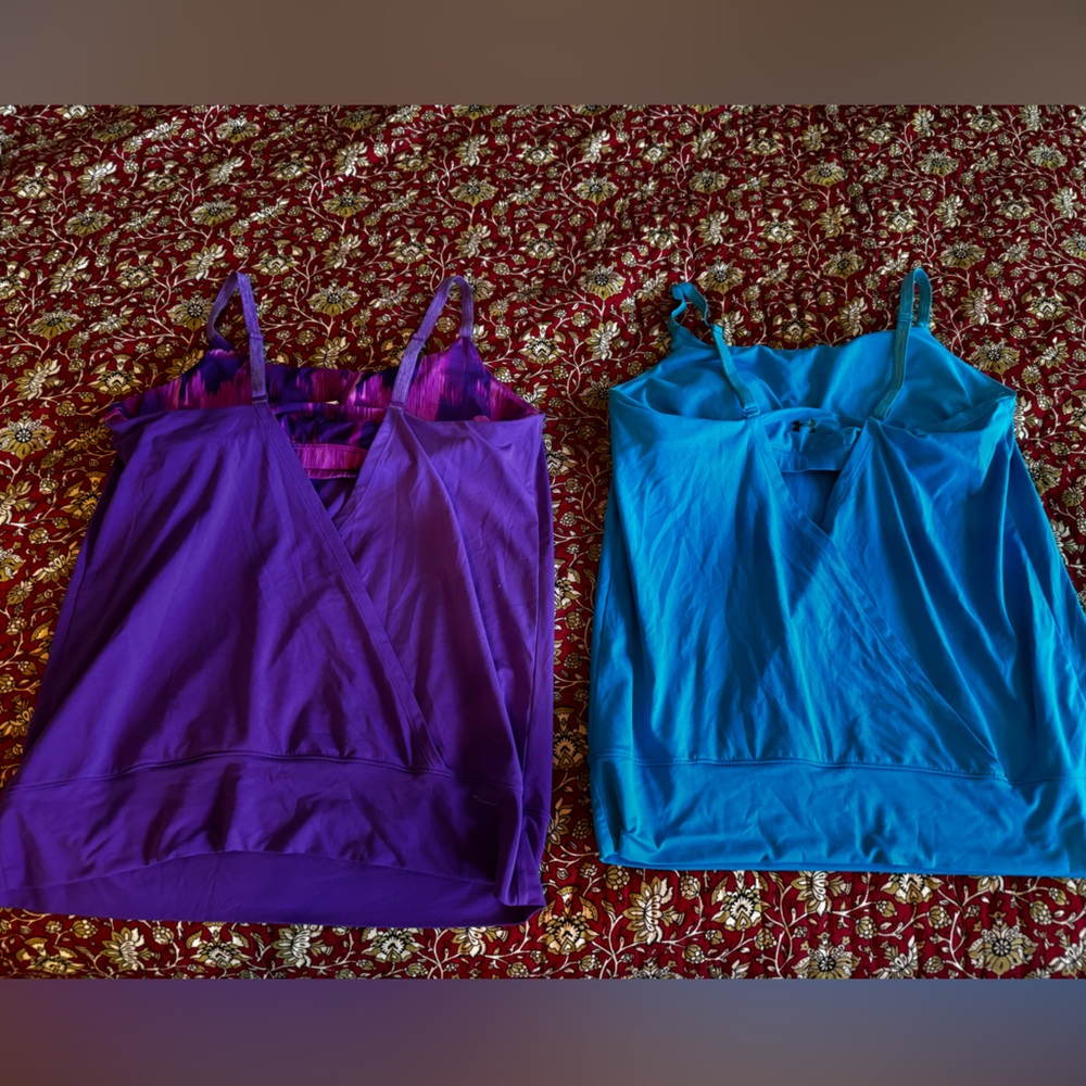 2 L Under Armour bra top workout tops. Great shape.